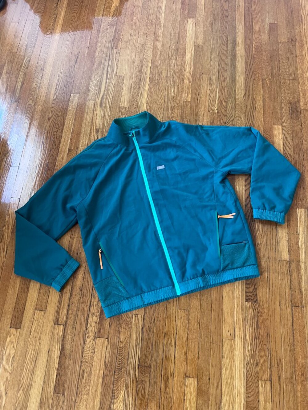 Figs Scrubs Technical Collection Green Zip-Up Jacket (M23SW1016) - Men's XL